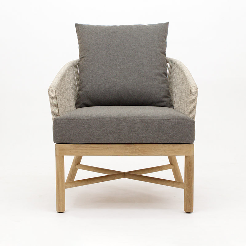 Mary Lounge Chair