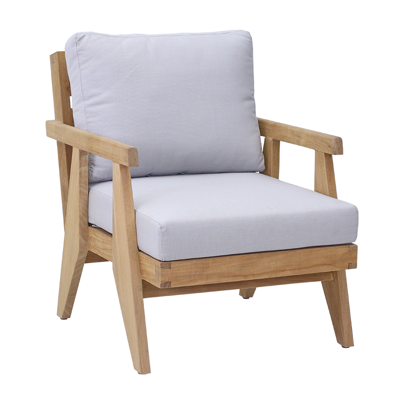 Sena Outdoor Lounge Chair